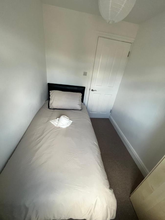 City Reach Retreat Spacious 4Bed House Startford Maryland Great Transport Links Londres Exterior foto