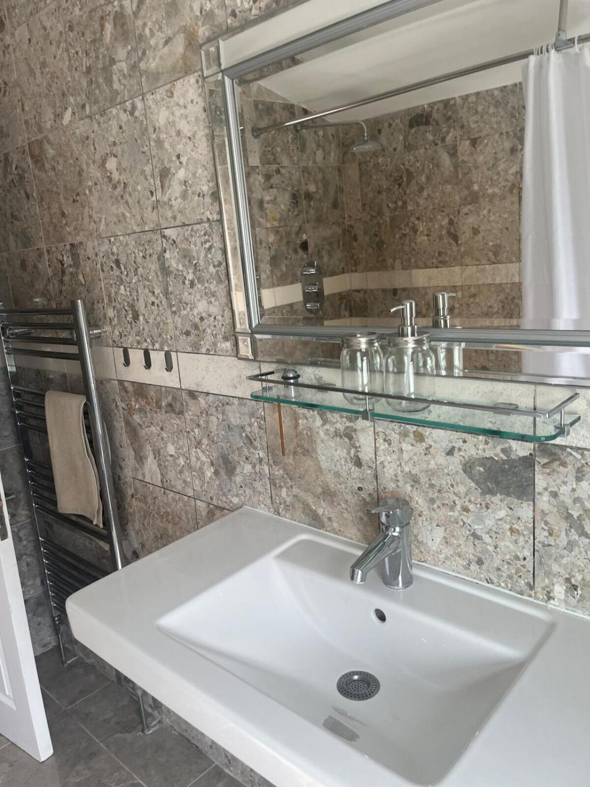City Reach Retreat Spacious 4Bed House Startford Maryland Great Transport Links Londres Exterior foto